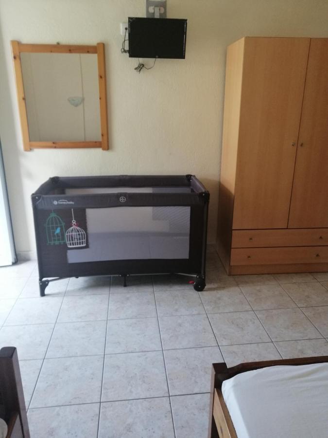 Apartments Christina Неа-Врасна Екстер'єр фото