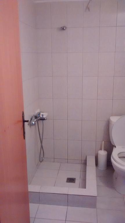 Apartments Christina Неа-Врасна Екстер'єр фото